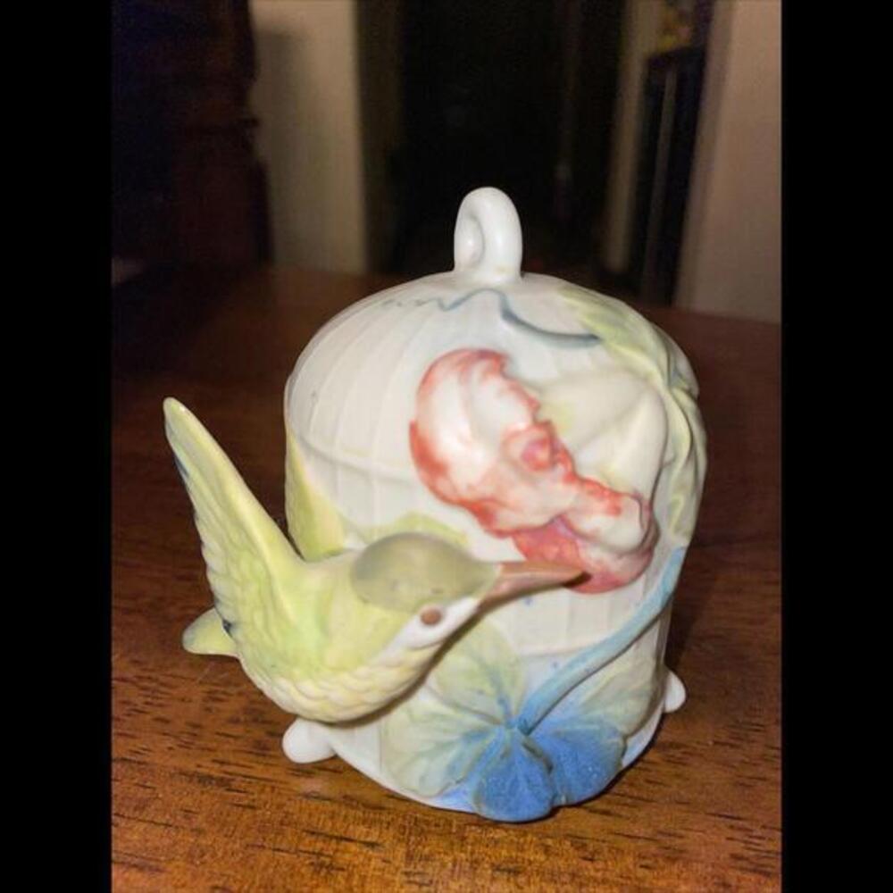 TAKAHASHI Potpourri Sachet Pomander Incense Holder Bird Hummingbird Hanging Cage
